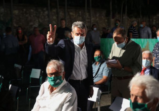 Λοβέρδος – Δεν χαρίζουμε το ΠΑΣΟΚ στον ΣΥΡΙΖΑ – Τι είπε για τον Γιώργο Παπανδρέου