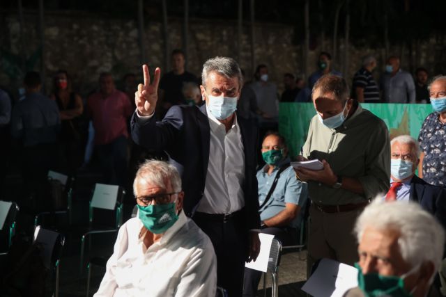 Λοβέρδος – Δεν χαρίζουμε το ΠΑΣΟΚ στον ΣΥΡΙΖΑ – Τι είπε για τον Γιώργο Παπανδρέου