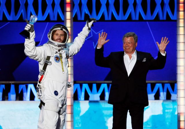 Ο 90χρονος Ουίλιαμ Σάτνερ, ο διάσημος κυβερνήτης Κερκ του Σταρ Τρεκ, θα ταξιδέψει στο διάστημα