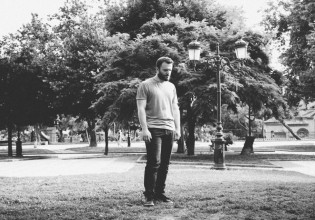 Inner. D – Από την μπάντα του Ταφ Λάθος, στο πρώτο σόλο album του