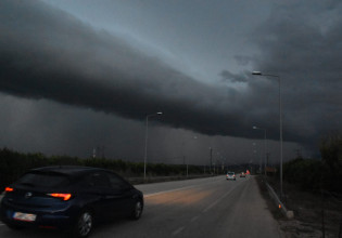 Κακοκαιρία – Ξεκίνησαν τα μηνύματα από το 112 – Σε Κέρκυρα και Κεφαλονιά τα πρώτα