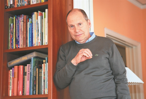 Δημοσθένης Κούρτοβικ – «Η λογοτεχνία – με εξαιρέσεις – χειρίστηκε την κρίση επιφανειακά»