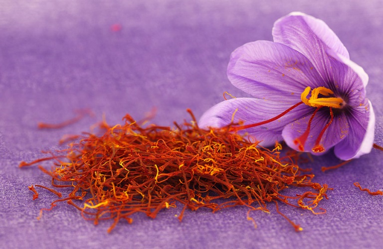 Saffron – Krokos – The red treasure of Kozani