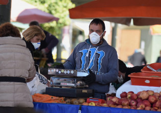 Λαϊκές – Ετοιμάζουν κινητοποιήσεις οι επαγγελματίες