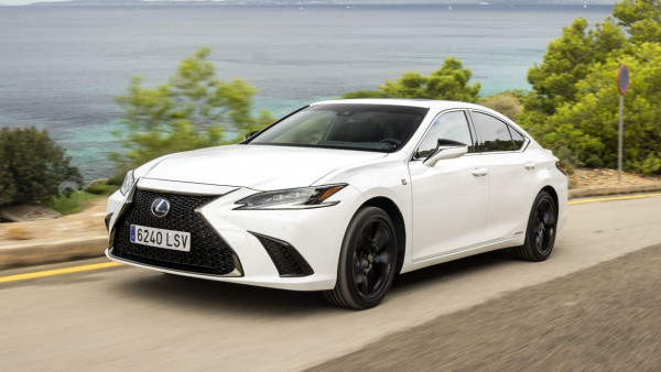 Lexus ES: Ανανέωση με ιαπωνικούς όρους