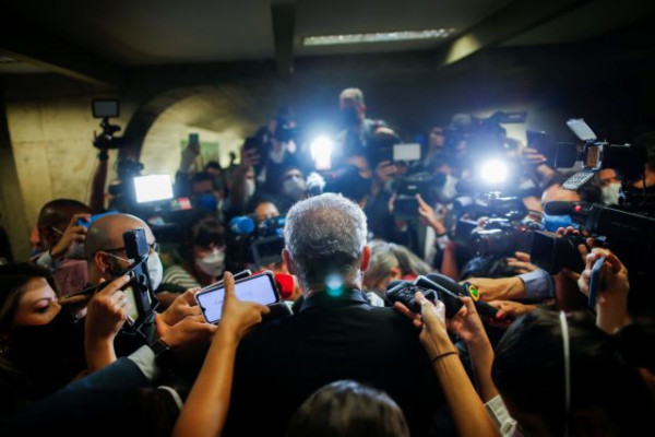 Βραζιλία – Η Γερουσία στήνει στον τοίχο τον Μπολσονάρο για την διαχείριση της πανδημίας