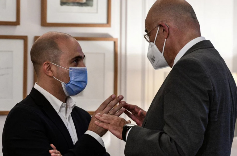 Όλοι οι διάλογοι από το θερμό επεισόδιο Δένδια – Μπογδάνου στη Βουλή για αναφορές σε «κομμουνιστές» και Εμφύλιο