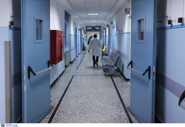 Θεσσαλονίκη – Στο Ιπποκράτειο η 14χρονη από τη Δράμα που μεταφέρθηκε στο νοσοκομείο με εισαγγελική παρέμβαση