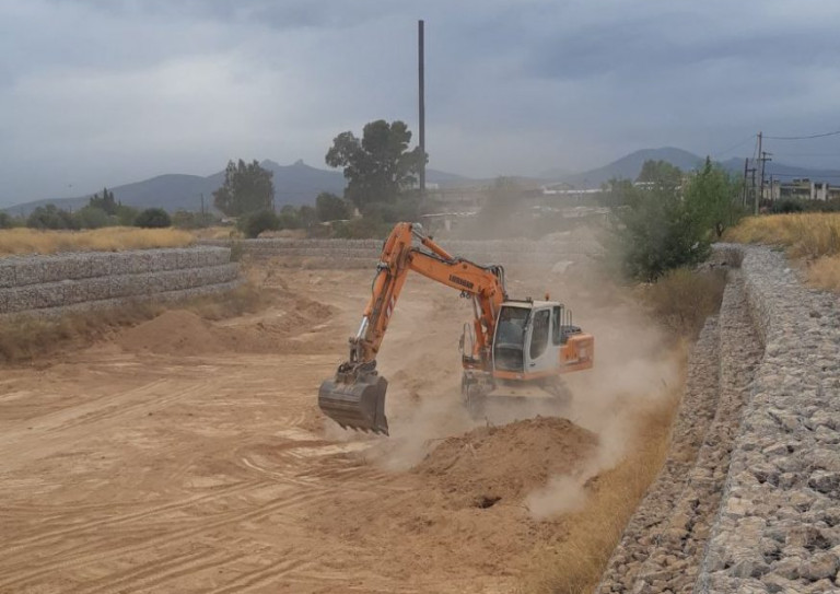 Περιφέρεια Αττικής – Συνεχίζονται οι καθαρισμοί ρεμάτων ενόψει του νέου κύματος κακοκαιρίας