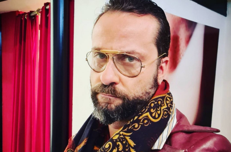 Ζήσης Ρούμπος – Το heavy metal συγκρότημα, το stand up comedy και η εκπομπή στο youtube