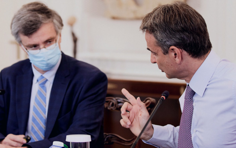 Κοροναϊός – Συναγερμός στο Μαξίμου για την έξαρση των κρουσμάτων – Σε ανοιχτή γραμμή Τσιόδρας – Μητσοτάκης