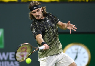 Tσιτσιπάς – Φονίνι 2-1 – Με ανατροπή στους «16» του Indian Wells ο Στέφανος