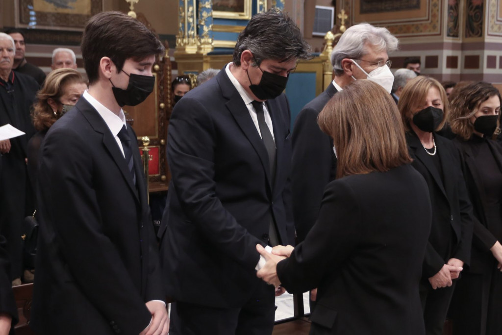 Ανδρέας Τσούνης – Η πρώτη ανάρτηση του συζύγου της Φώφης Γεννηματά μετά την κηδεία της