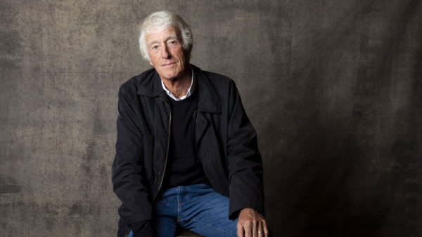Roger Deakins – O σπουδαίος κινηματογραφιστής μιλάει για το πρώτο λεύκωμα της καριέρας του