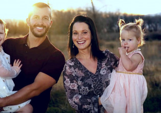 Κρις Γουότς – Πα-τέρας που στραγγάλισε την γυναίκα και τις δύο κόρες του