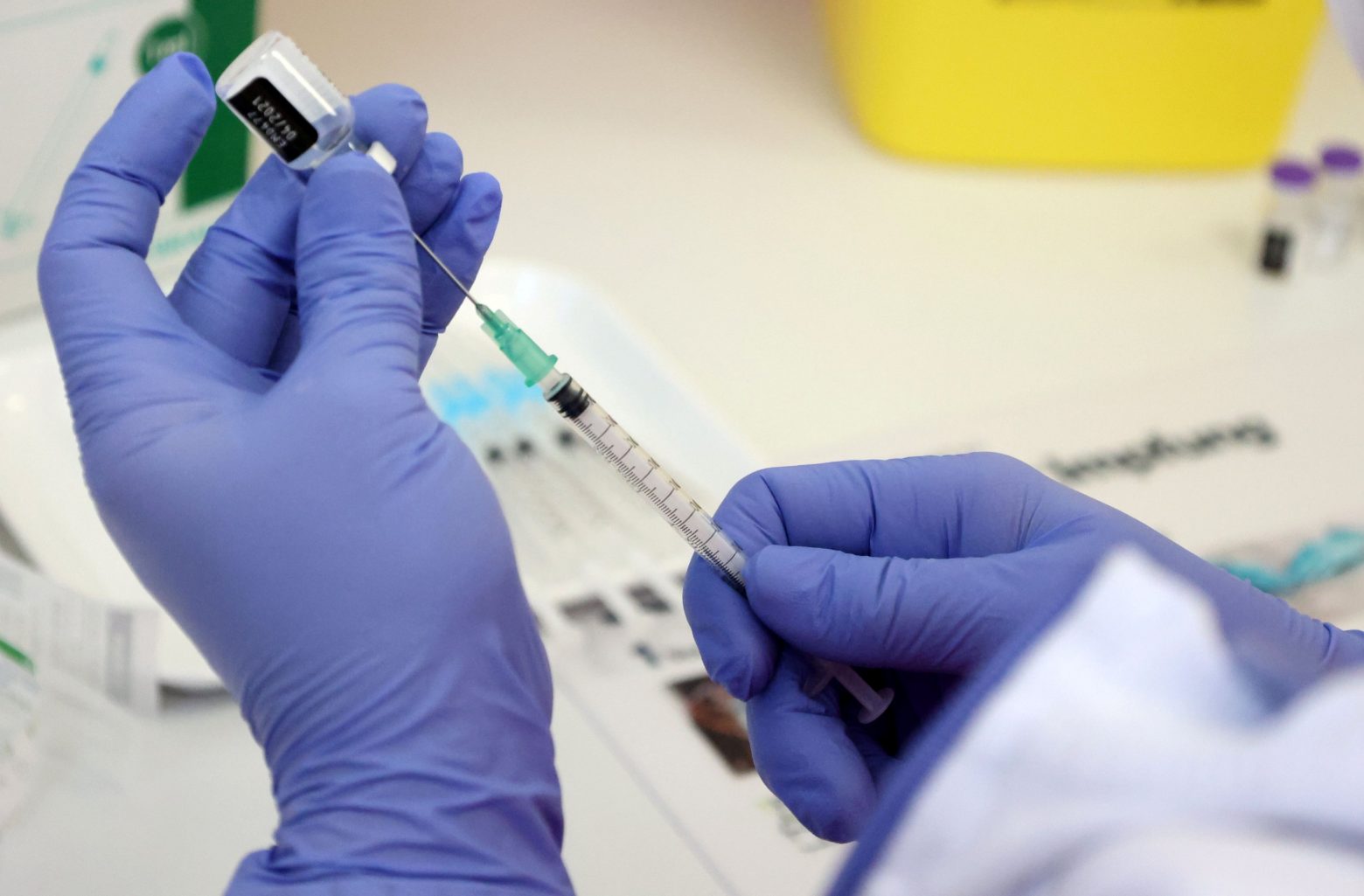 Κοροναϊός - «Τα νέα φάρμακα δεν μπορούν σε καμία περίπτωση να υποκαταστήσουν τα εμβόλια»