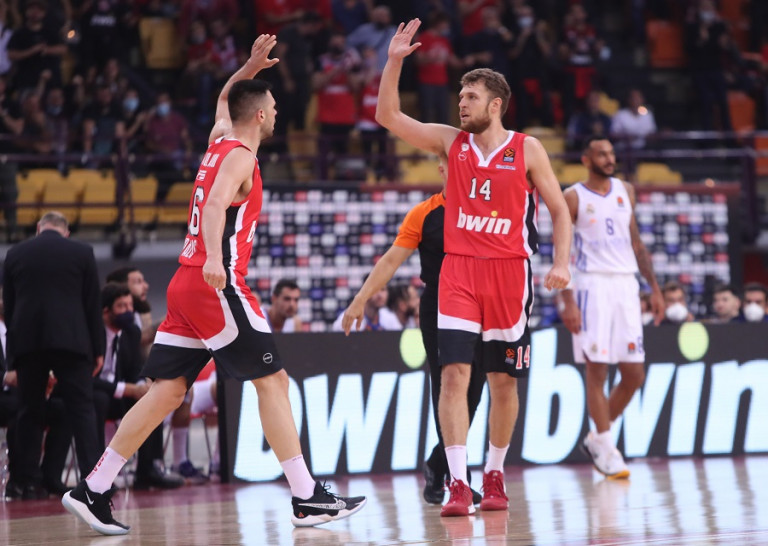 Ολυμπιακός – Ρεάλ Μαδρίτης 74-68 –  Ο Βασίλιας της Ευρώπης «έπνιξε» τη Ρεάλ