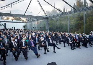 Κ. Μητσοτάκης στην εκδήλωση για τα 47 χρόνια της ΝΔ – Η Ελλάδα αγρυπνά και προστατεύει τα σύνορά της