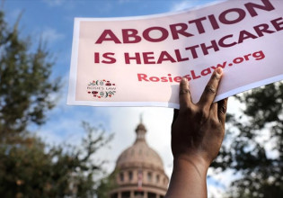 ΗΠΑ – Το Τέξας επαναφέρει νόμο που απαγορεύει τις αμβλώσεις