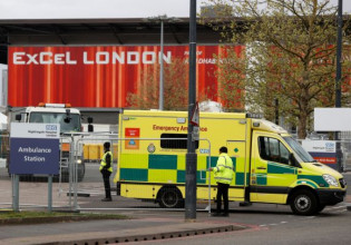 Κοροναϊός – «Ιστορική αποτυχία» η αντιμετώπιση της πανδημίας στη Βρετανία