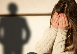 Κυψέλη – Ξυλοδαρμός 17χρονης από τον πατριό της επειδή δεν ήθελε να παντρευτεί 40χρονο