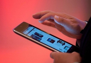 «Κούρεμα» στο τέλος κινητής τηλεφωνίας – Τι μείωση θα δούμε στους λογαριασμούς