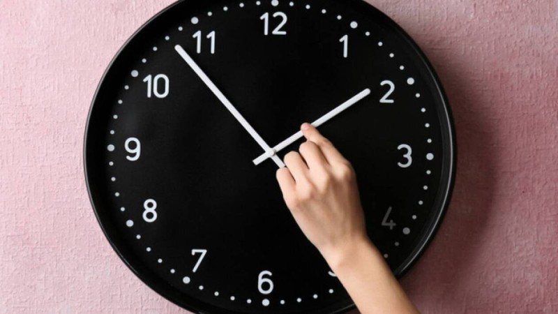 Αλλαγή ώρας 2021 - Πότε γυρνάμε τα ρολόγια μας μια ώρα πίσω
