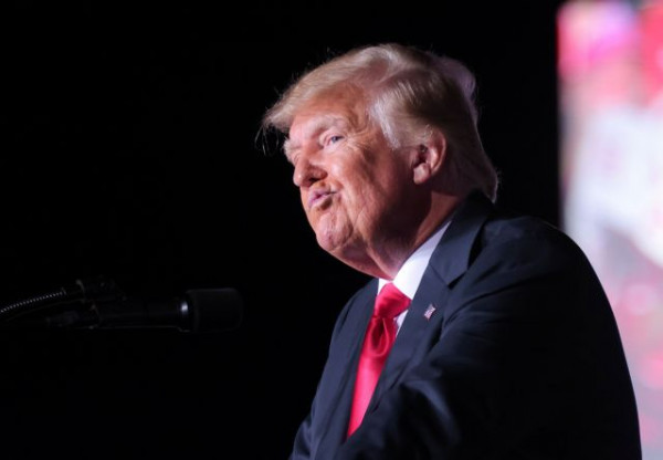 ΗΠΑ – Ο Τραμπ δεν έχει ανάγκη Facebook και Twitter – Φτιάχνει δικά του… social media