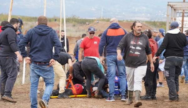 Γιαννιτσά – Κρίσιμες οι επόμενες ώρες για τους δύο νέους – Τι λένε οι γονείς τους για το φριχτό ατύχημα