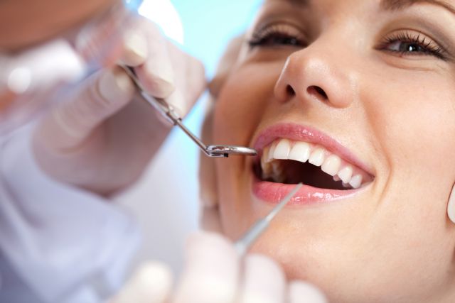 Οριστικό - Δεν απαιτείται rapid test για τους εμβολιασμένους στα οδοντιατρεία