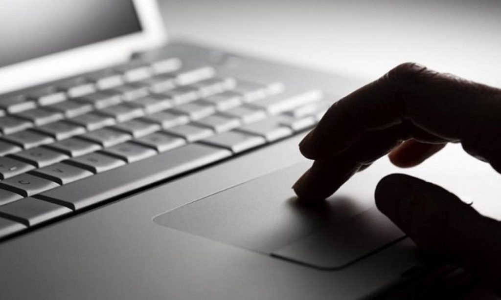 Εκβίαζαν με βίντεο από τις προσωπικές στιγμές του τον δήμαρχο Ωραιοκάστρου