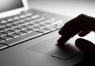 Εκβίαζαν με βίντεο από τις προσωπικές στιγμές του τον δήμαρχο Ωραιοκάστρου