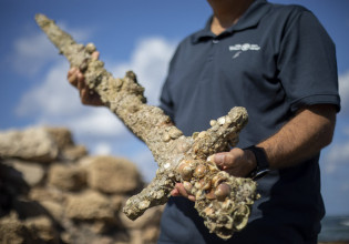 Ισραήλ – Βρέθηκε σπαθί που πιθανότατα ανήκε σε Σταυροφόρο