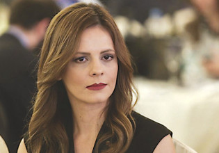 Έφη Αχτσιόγλου – Υπήρξαν υπονοούμενα ότι είχα σχέσεις που με οδήγησαν στη θέση της υπουργού