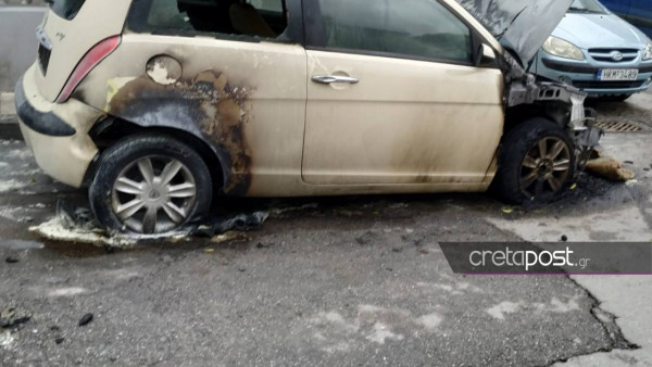 Κρήτη – Σε εμπρησμό οφείλονται οι φωτιές σε οχήματα – Στο στόχαστρο των Αρχών ένας 37χρονος
