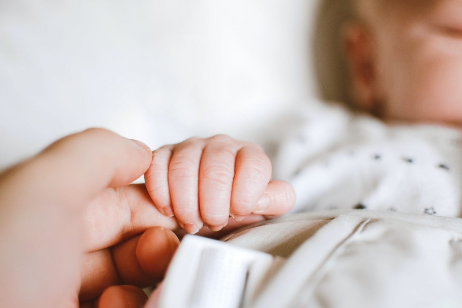 Πάτρα - Μωρό μόλις 20 ημερών νοσηλεύεται με κοροναϊό