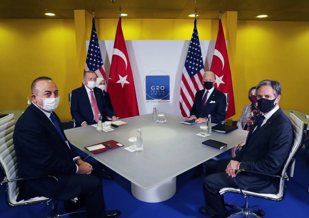 Μπάιντεν – Ερντογάν – Ξεκίνησε η συνάντηση των δύο ηγετών