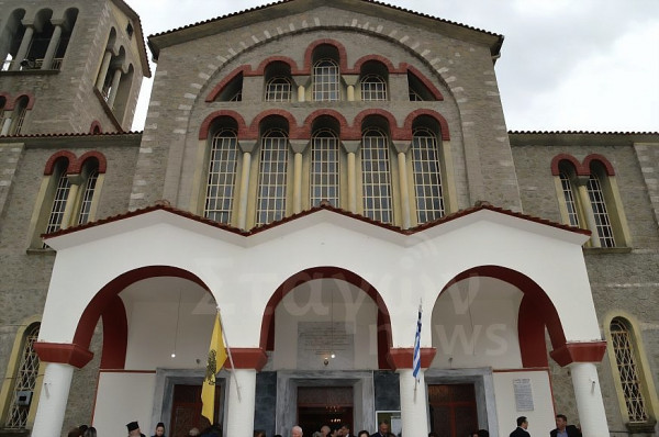 Καλαμπάκα – Πιστός πέθανε μέσα σε εκκλησία ενώ παρακολουθούσε τη λειτουργία