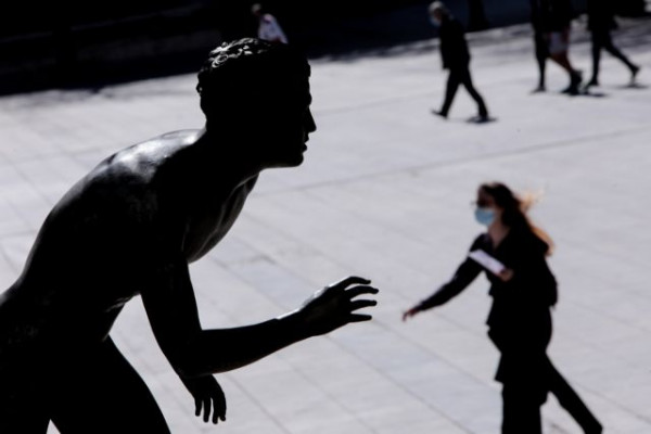 Βασιλακόπουλος – Το χαμηλό ποσοστό εμβολιασμού πυροδότησε την αύξηση κρουσμάτων