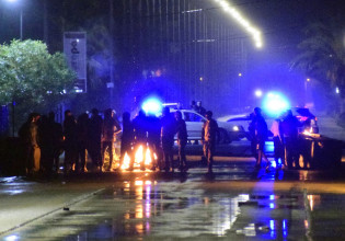 Πέραμα – Το χρονικό της αιματηρής καταδίωξης – Η ασυνεννοησία, οι διάλογοι και τα ερωτήματα