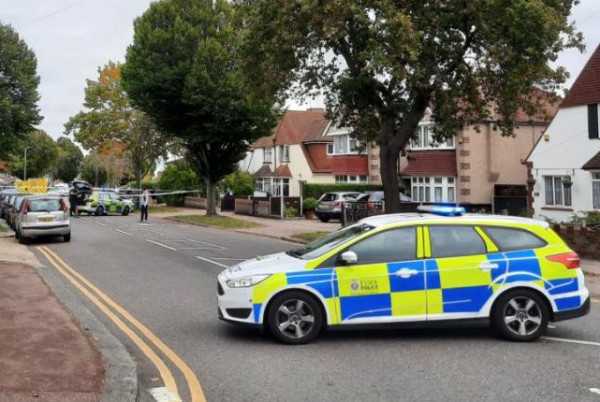 Συναγερμός στη Βρετανία – Μαχαίρωσαν βουλευτή των Συντηρητικών έξω από εκκλησία