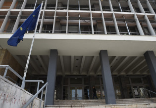 Θεσσαλονίκη – Ελεύθεροι αφέθηκαν οι συλληφθέντες που εκβίαζαν τον δήμαρχο Ωραιοκάστρου