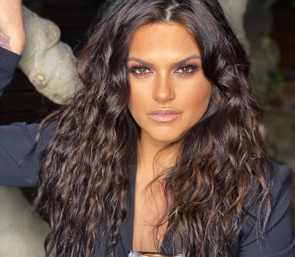 Δήμητρα Κατσαφάδου – Οι διαδικασίες υιοθεσίας και η επιθυμία της να γίνει μητέρα