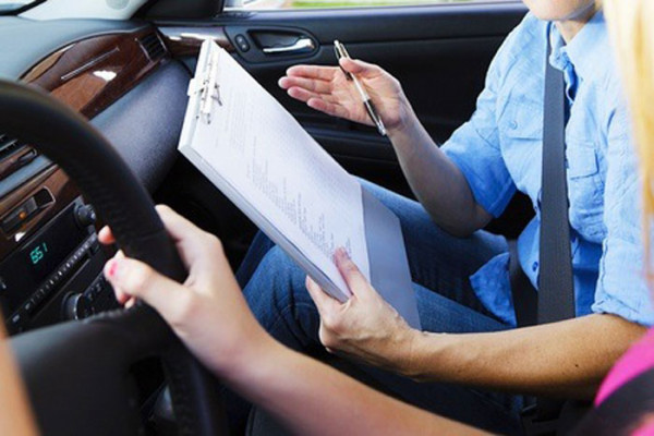 Κώστας Καραμανλής – Τι αλλάζει στα διπλώματα οδήγησης – Κάμερες μέσα στο όχημα και άδεια στους 17αρηδες