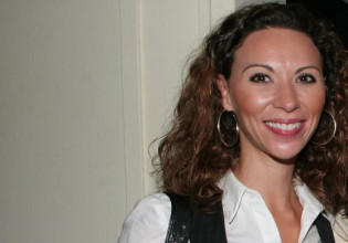 Δώρα Χρυσικού – Η μάχη με τον καρκίνο και η δύναμη της ηθοποιού