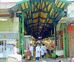 Πενιές και μεζέδες στην Βαρβάκειο, σαν από ταινία