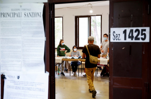 Ιταλία – Τι δείχνουν τα exit poll και τα πρώτα αποτελέσματα των αυτοδιοικητικών εκλογών