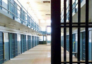 Γνωστός ηθοποιός ξεσπά – «Όταν είσαι παιδεραστής ή βιαστής πρέπει να ‘εκτελείσαι’»