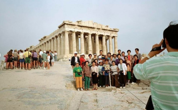 Μαρτιν Παρ – Σαράντα χρόνια κλικ σε μια μεγάλη αναδρομική έκθεση