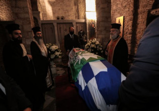 Φώφη Γεννηματά – Στο παρεκκλήσι της Μητρόπολης Αθηνών η σορός της